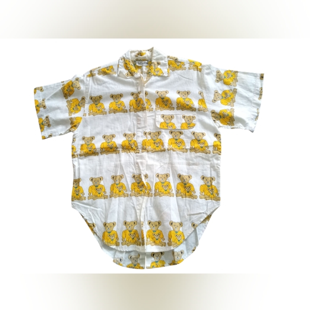 Vintage Women's White and Yellow Bear Print Shirt size S